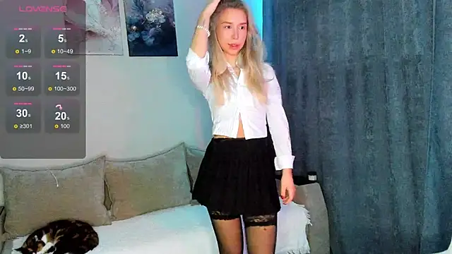 Snapshot of Elysia_kiss chatting on March 3, 2026, 3:12 am Elysia kiss online show from March 3, 2026, 3:12 am