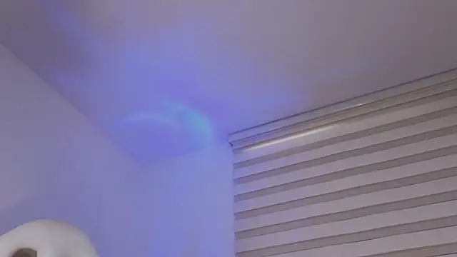 verodeli online show from February 14, 2025, 8:59 pm