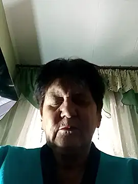 IrchykLove online show from February 3, 2026, 1:38 pm