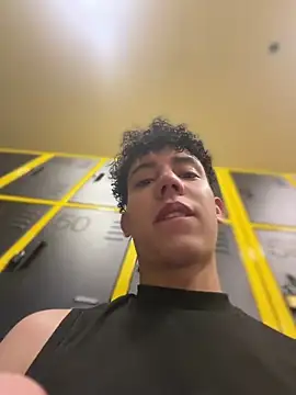 yoursexyjose online show from June 6, 2026, 6:56 pm