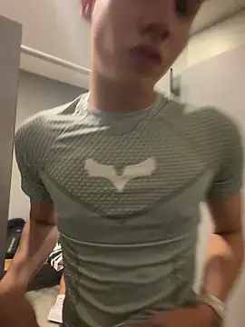 yoursexyjose online show from June 7, 2026, 6:11 pm