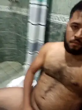 Josejose1984 online show from April 17, 2026, 11:08 pm