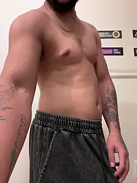 Tu PaPi Favorito online show from June 10, 2026, 5:12 pm