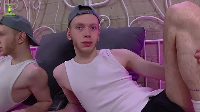 Snapshot of ZidNevil chatting on February 19, 2026, 10:22 am ZidNevil online show from February 19, 2026, 10:22 am