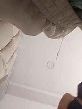 CleoFoxx  online show from April 12, 2026, 12:32 pm