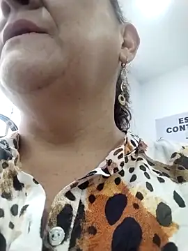 Snapshot of JULIETA_21- chatting on February 13, 2026, 12:01 pm JULIETA 21- online show from February 13, 2026, 12:01 pm