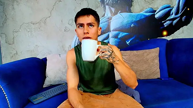 Aron pulse online show from April 4, 2026, 2:25 pm