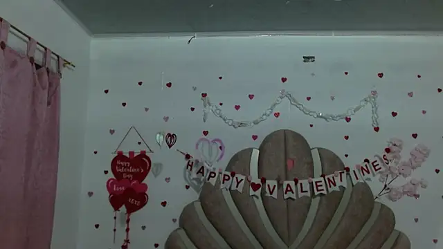 Snapshot of mia_fox666 chatting on February 21, 2026, 12:44 am mia fox666 online show from February 21, 2026, 12:44 am