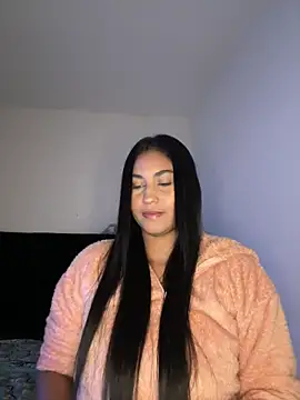 Snapshot of mari_pauli_xx chatting on February 16, 2026, 12:29 am mari pauli xx online show from February 16, 2026, 12:29 am