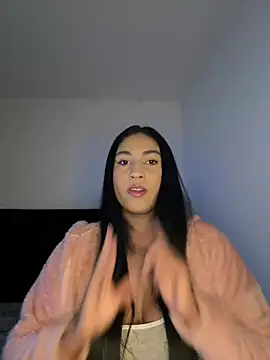 Snapshot of mari_pauli_xx chatting on February 21, 2026, 12:44 am mari pauli xx online show from February 21, 2026, 12:44 am