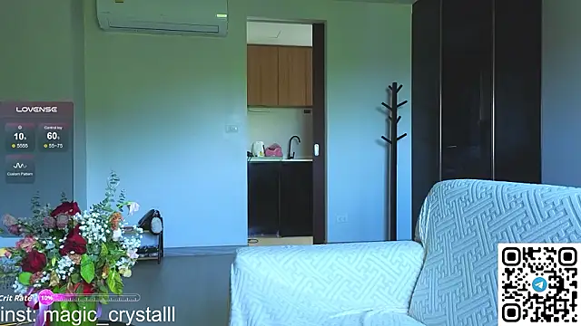 Snapshot of pink_flow0 chatting on March 2, 2026, 4:03 am pink flow0 online show from March 2, 2026, 4:03 am