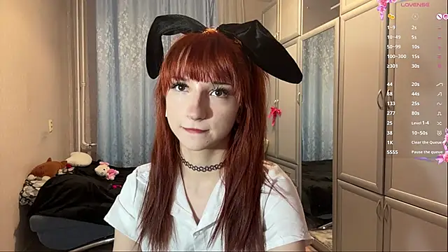 UrBabeLuna online show from April 3, 2026, 4:05 pm