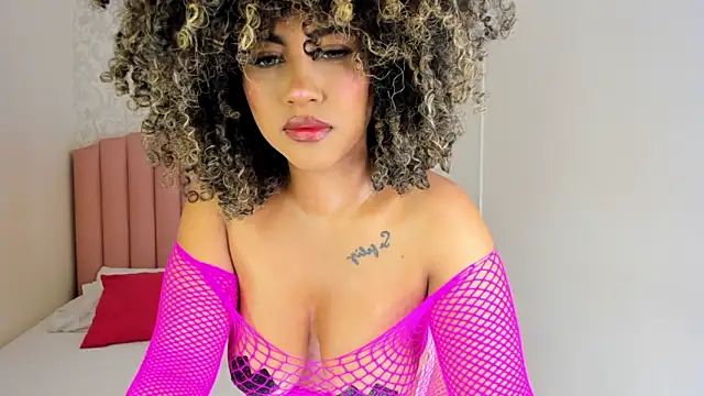 Snapshot of Brit_weston chatting on February 25, 2026, 7:56 pm Brit weston online show from February 25, 2026, 7:56 pm