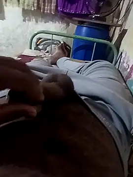 Snapshot of babu_bull chatting on March 16, 2026, 2:39 am babu bull online show from March 16, 2026, 2:39 am