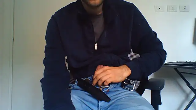 andre italy online show from May 3, 2026, 1:28 pm