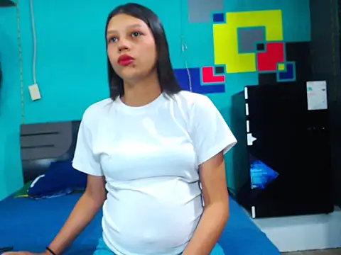 analyn-2027 online show from February 11, 2026, 12:48 am