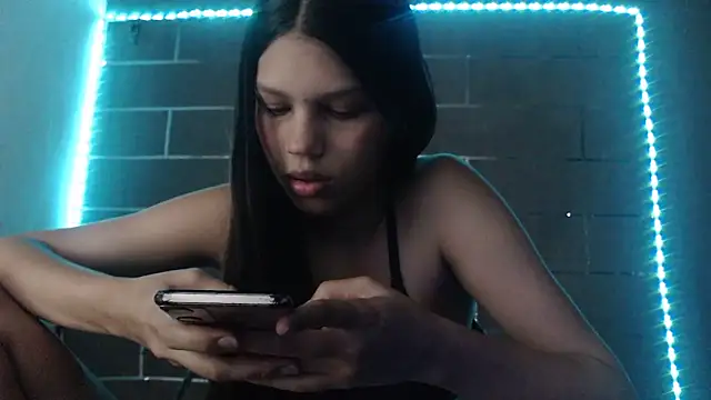 analyn-2027 online show from June 10, 2026, 6:23 am