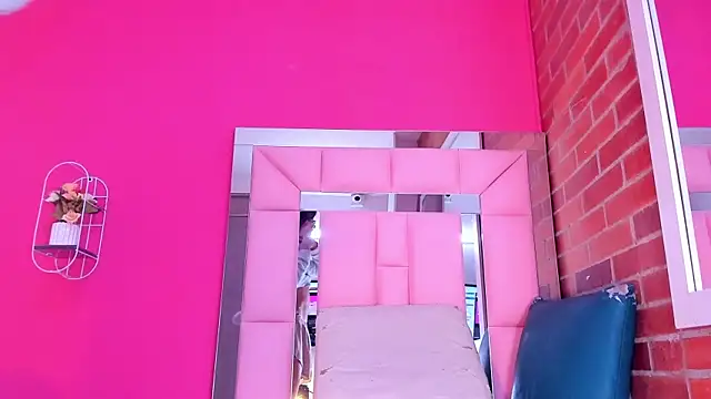 Snapshot of Baby_doll_XOXO chatting on February 7, 2026, 1:04 pm Baby doll XOXO online show from February 7, 2026, 1:04 pm