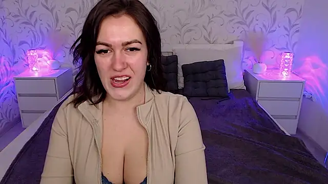 Snapshot of b1ushf1owerr chatting on February 2, 2026, 10:41 pm b1ushf1owerr online show from February 2, 2026, 10:41 pm