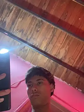 Snapshot of Adan21_cm chatting on March 4, 2026, 7:36 am Adan21 cm online show from March 4, 2026, 7:36 am