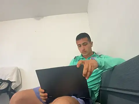 Snapshot of SPGM31 chatting on February 1, 2026, 9:02 pm SPGM31 online show from February 1, 2026, 9:02 pm