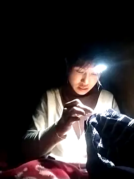 Snapshot of bemupcute chatting on February 28, 2026, 1:23 pm bemupcute online show from February 28, 2026, 1:23 pm