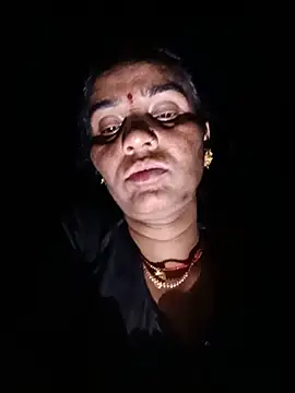 Muskan44s online show from May 18, 2026, 9:42 pm