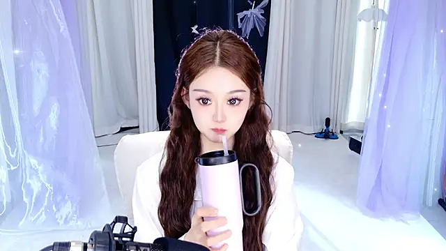 Snapshot of Dancer_Lucky-Nini chatting on February 18, 2026, 7:59 am Dancer Lucky-Nini online show from February 18, 2026, 7:59 am