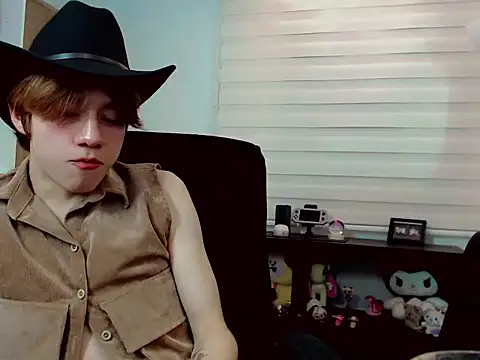 duvisex19 online show from March 17, 2026, 3:11 am