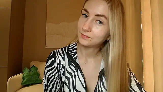 BluueSilk online show from January 31, 2025, 12:07 pm