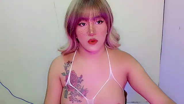 ChloeAsian online show from April 17, 2026, 9:12 am