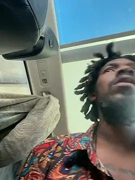 makemestayhard online show from April 3, 2026, 8:29 pm