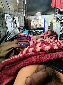 crazyxy12 online show from February 14, 2026, 8:22 am