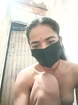 Snapshot of Sunali_Bendre chatting on February 12, 2026, 2:34 pm Sunali Bendre online show from February 12, 2026, 2:34 pm