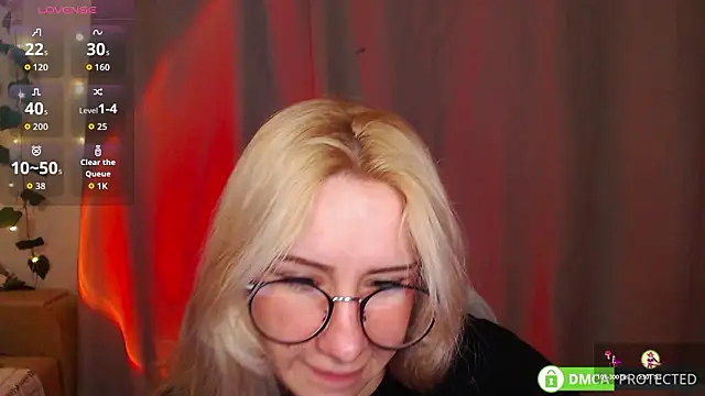 Mia  Jensen online show from March 7, 2026, 12:46 pm