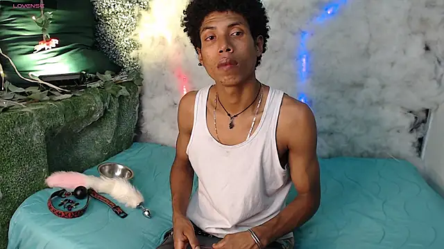 Walkers05 online show from March 11, 2026, 1:33 am