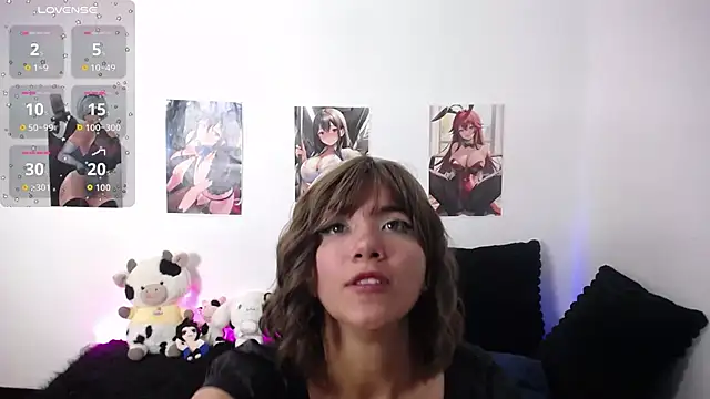 Snapshot of AlexmucciXXX chatting on February 17, 2026, 7:42 pm AlexmucciXXX online show from February 17, 2026, 7:42 pm