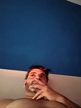 Snapshot of leo85rf chatting on February 15, 2026, 10:50 pm leo85rf online show from February 15, 2026, 10:50 pm