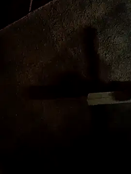 honeymannn online show from March 18, 2026, 6:05 am