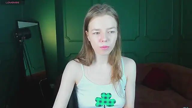  Tina Tayllor  online show from March 17, 2026, 2:09 pm