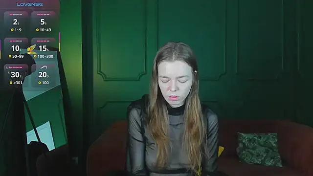  Tina Tayllor  online show from March 29, 2026, 8:53 pm