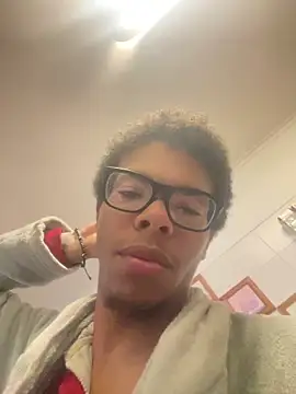 Snapshot of ELPikaPreta chatting on February 6, 2026, 4:06 am ELPikaPreta online show from February 6, 2026, 4:06 am