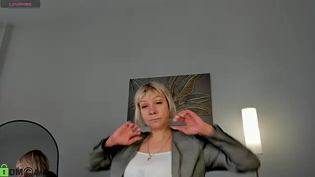 Ann Annise online show from March 15, 2026, 6:52 am