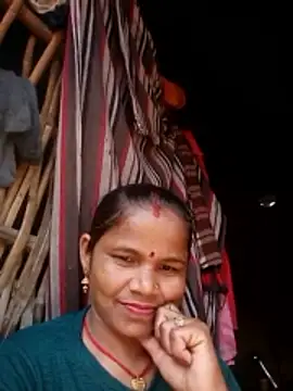 Snapshot of Pooja_sahu chatting on February 4, 2026, 7:58 am Pooja sahu online show from February 4, 2026, 7:58 am