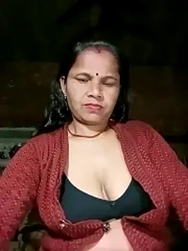 Snapshot of Pooja_sahu chatting on February 28, 2026, 2:18 pm Pooja sahu online show from February 28, 2026, 2:18 pm