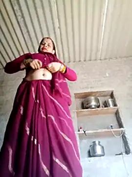 Snapshot of Lucky_couple-1 chatting on February 4, 2026, 7:03 am Lucky couple-1 online show from February 4, 2026, 7:03 am