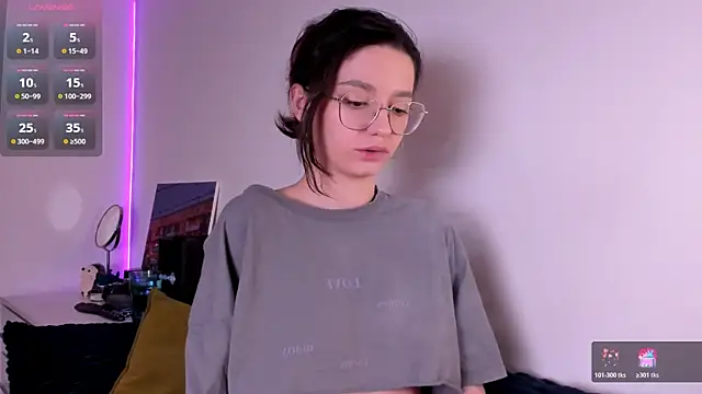 miabellee  online show from February 8, 2026, 2:59 am