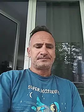 bobo672 online show from June 12, 2026, 5:50 am