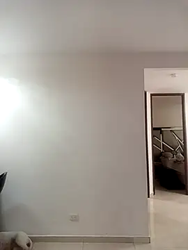 MiaSantana  online show from April 4, 2026, 5:43 pm