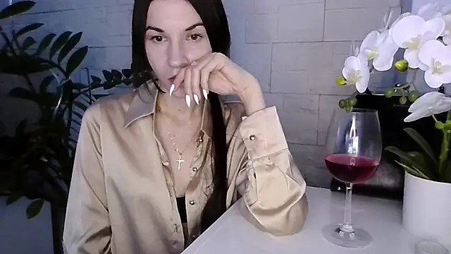 Snapshot of JuliaLovely chatting on February 8, 2026, 3:26 pm JuliaLovely online show from February 8, 2026, 3:26 pm